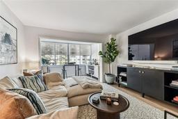 Picture of 620 Edgewater Drive Unit 204, Dunedin, FL 34698