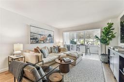 Picture of 620 Edgewater Drive Unit 204, Dunedin, FL 34698