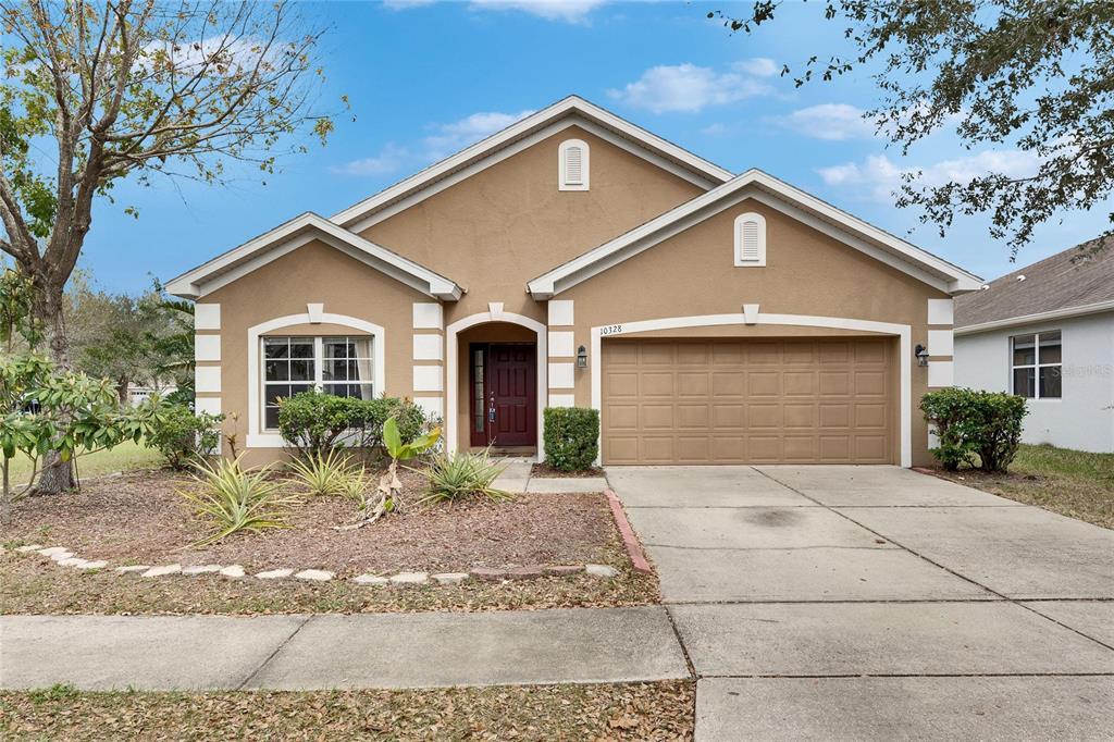 Picture of 10328 Celtic Ash Drive, Ruskin, FL 33573