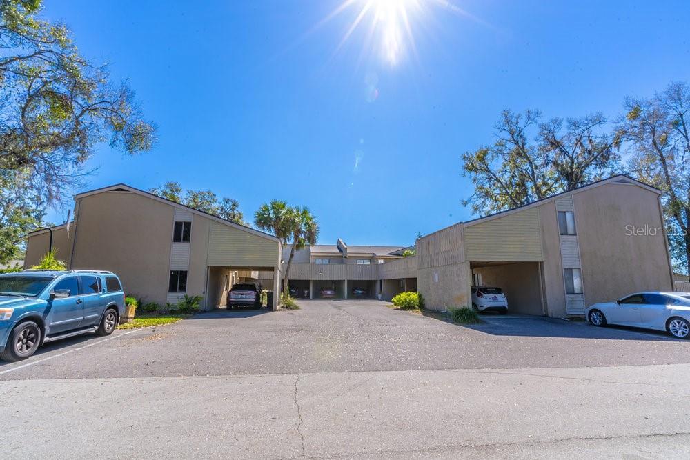 Picture of 1428 Oak Place Unit J, Apopka, FL 32712