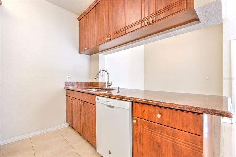 Picture of 13304 Sanctuary Cove Drive Unit 303, Temple Terrace FL 33637