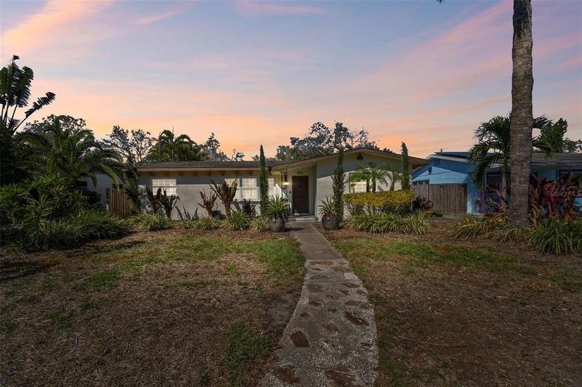 Picture of 921 39Th Avenue Ne, St Petersburg FL 33703