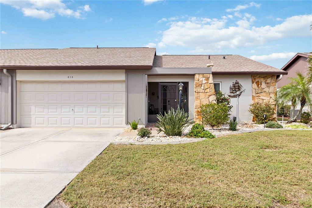 Picture of 613 Chestnut Lane, Englewood, FL 34223