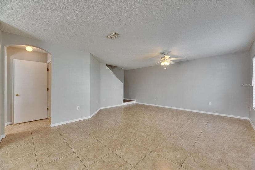 Picture of 4049 Dolphin Drive, Tampa FL 33617