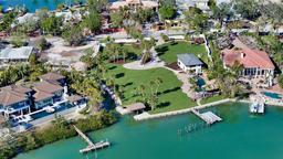 Picture of 684 Freeling Drive, Sarasota, FL 34242