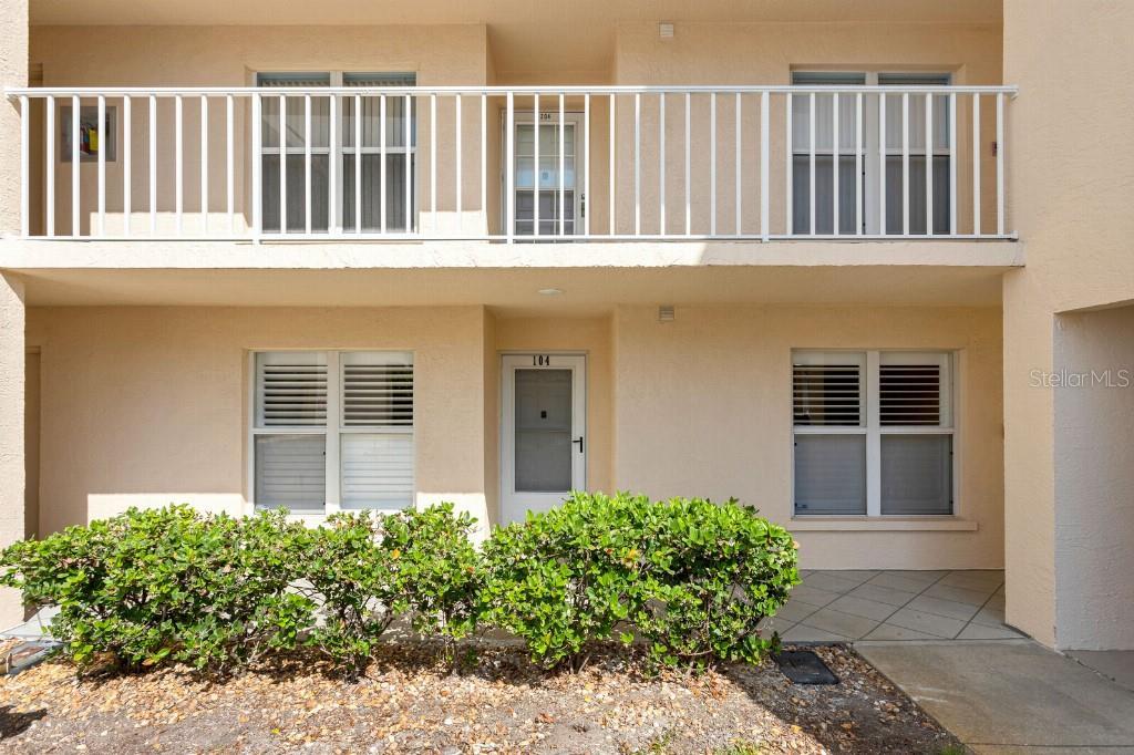 Picture of 4110 Ironwood Circle Unit 104, Bradenton, FL 34209