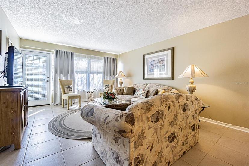 Picture of 1750 Belleair Forest Drive Unit A7, Belleair FL 33756