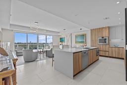 Picture of 1020 Sunset Point Road Unit 510, Clearwater, FL 33755