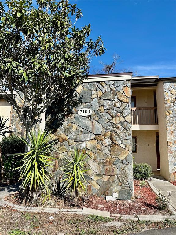 Picture of 7109 Kirsch Court Unit 2, New Port Richey FL 34653