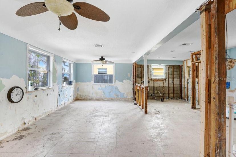 Picture of 411 Virginia Avenue, Madeira Beach FL 33708