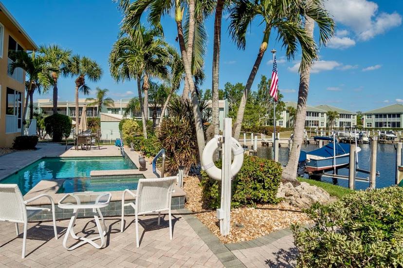 Picture of 3216 Purple Martin Drive Unit 121, Punta Gorda FL 33950