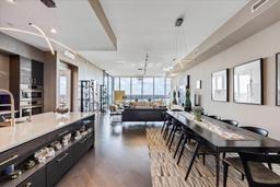 Picture of 1155 N Gulfstream Avenue Unit 1709, Sarasota, FL 34236