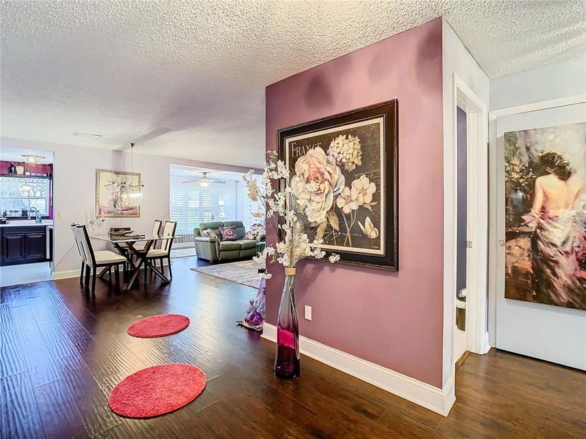 Picture of 110 Aspen Circle, Seminole FL 33777