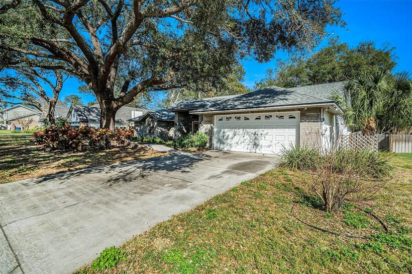 Picture of 3013 Ridgevale Circle, Valrico FL 33596