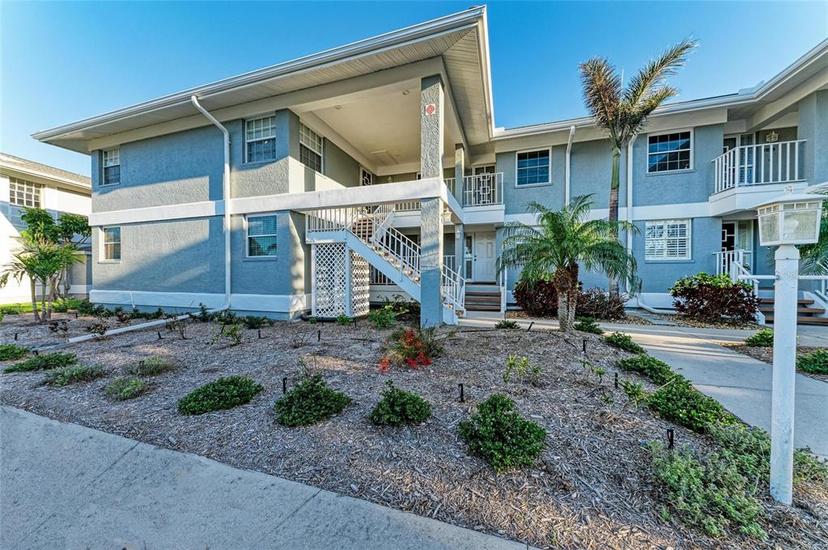 Picture of 1153 Edgewater Circle, Bradenton FL 34209
