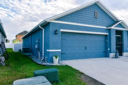 Picture of 756 Kindred Lane, Auburndale, FL 33823