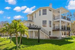 Picture of 606 Indiana Avenue, Crystal Beach, FL 34681