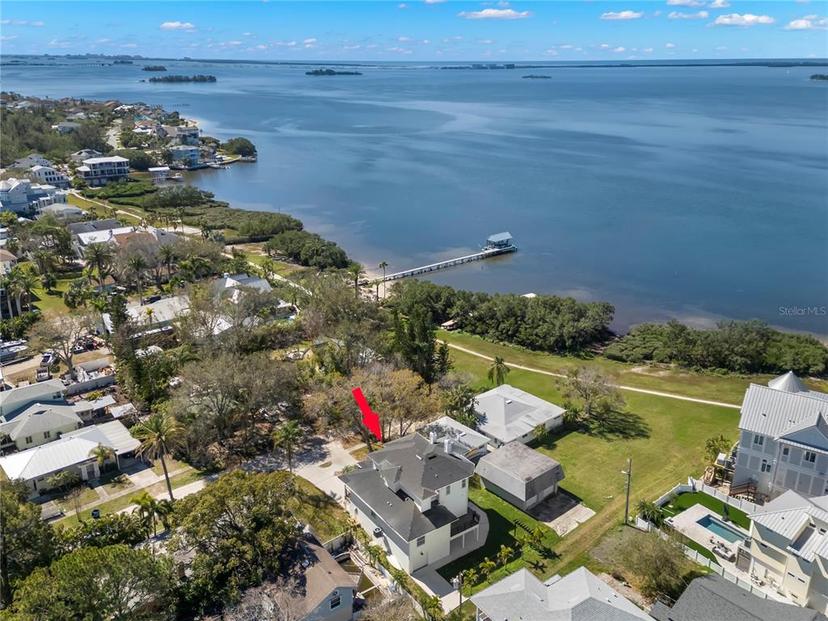 Picture of 606 Indiana Avenue, Crystal Beach FL 34681