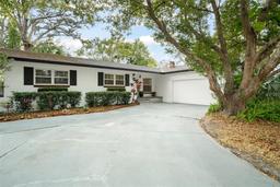Picture of 1307 Lindenwood Ln, Winter Park, FL 32792