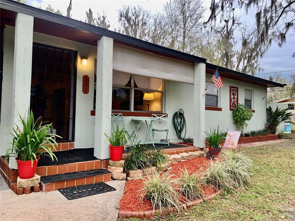 Picture of 701 S Delaware Avenue, Deland, FL 32720