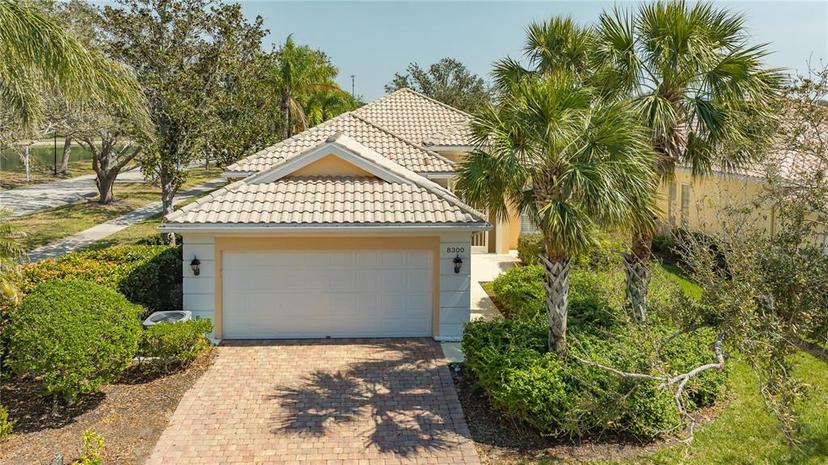 Picture of 8300 Jesolo Lane, Sarasota FL 34238