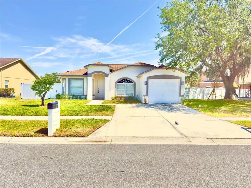 Picture of 4604 Hunts Avenue, Plant City FL 33566