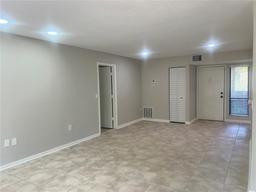 Picture of 1697 Brookhouse Circle Unit 116, Sarasota, FL 34231