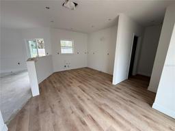 Picture of 222 Carpenters Way Unit 68, Lakeland, FL 33805