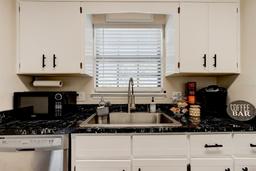 Picture of 1140 Fairvilla Drive, New Smyrna Beach, FL 32168