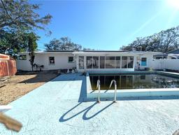 Picture of 4721 Del Rio Way S, Gulfport, FL 33711