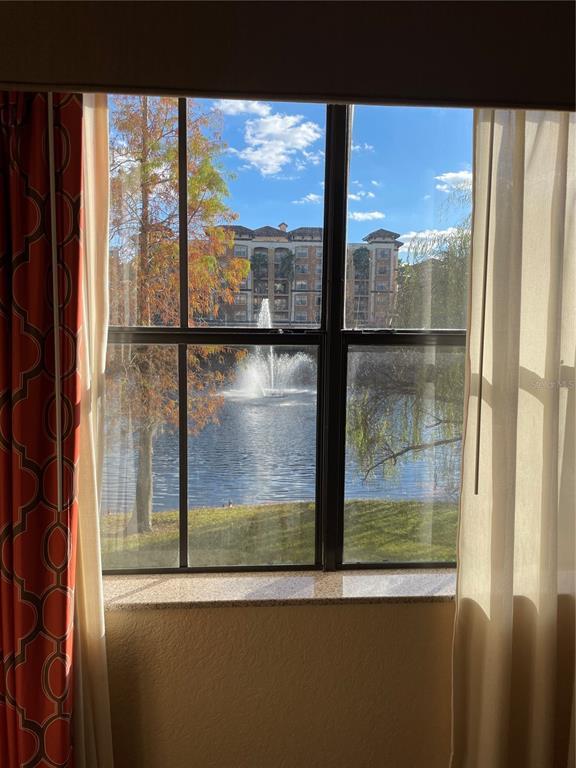 Picture of 12521 Floridays Resort Drive Unit 206F, Orlando FL 32821
