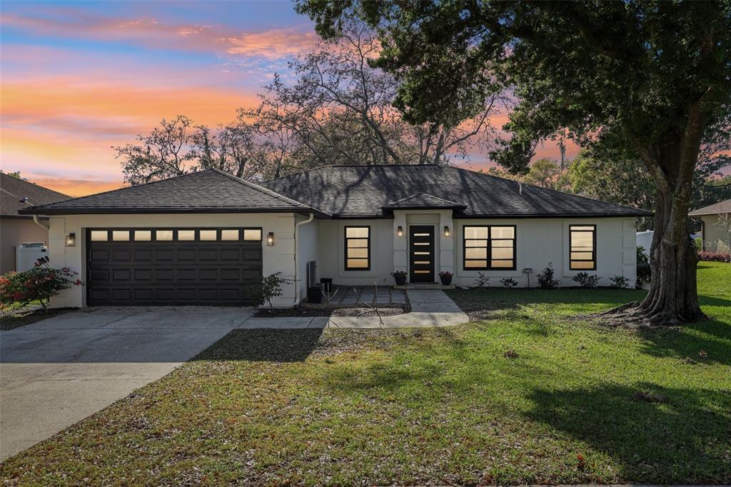 Picture of 2294 Lakeview Avenue, Clermont, FL 34711