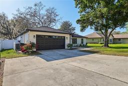 Picture of 2294 Lakeview Avenue, Clermont, FL 34711