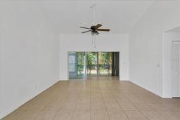 Picture of 6639 Pineview Terrace Unit 6639, Bradenton, FL 34203