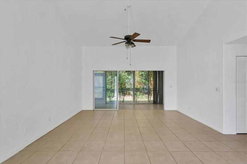 Picture of 6639 Pineview Terrace Unit 6639, Bradenton FL 34203