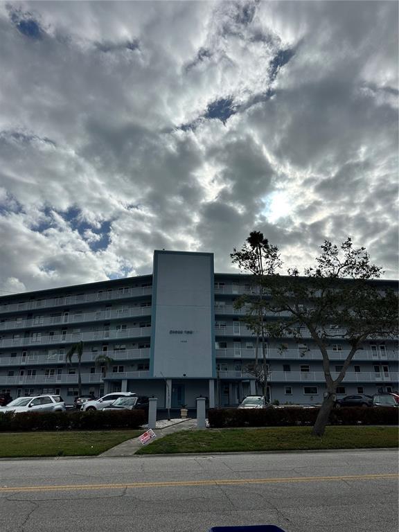 Picture of 1868 Shore Drive S Unit 608, South Pasadena FL 33707