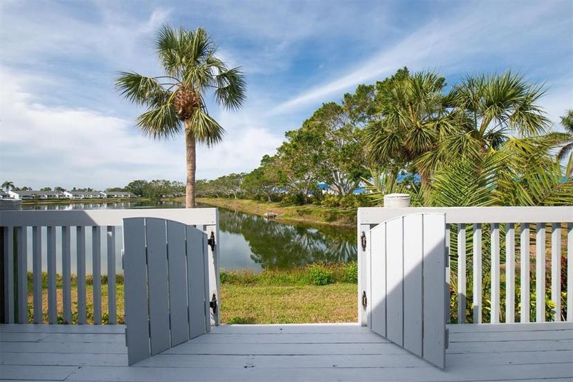 Picture of 834 Waterside Lane Unit 834, Bradenton FL 34209