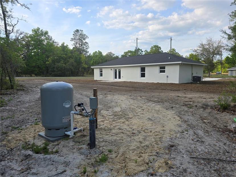 Picture of 19 Bay Court Pass, Ocklawaha FL 32179