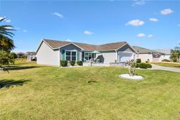 Picture of 909 Abaco Path, The Villages, FL 32163