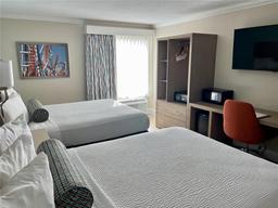 Picture of 3000 Maingate Lane Unit 420, Kissimmee, FL 34747