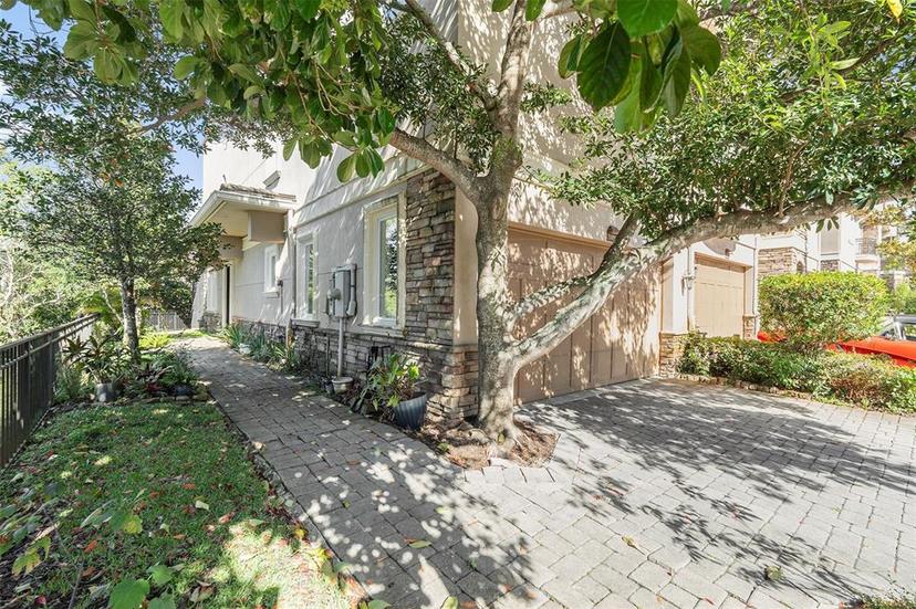 Picture of 1409 Hillside Landing Drive, Tarpon Springs FL 34688