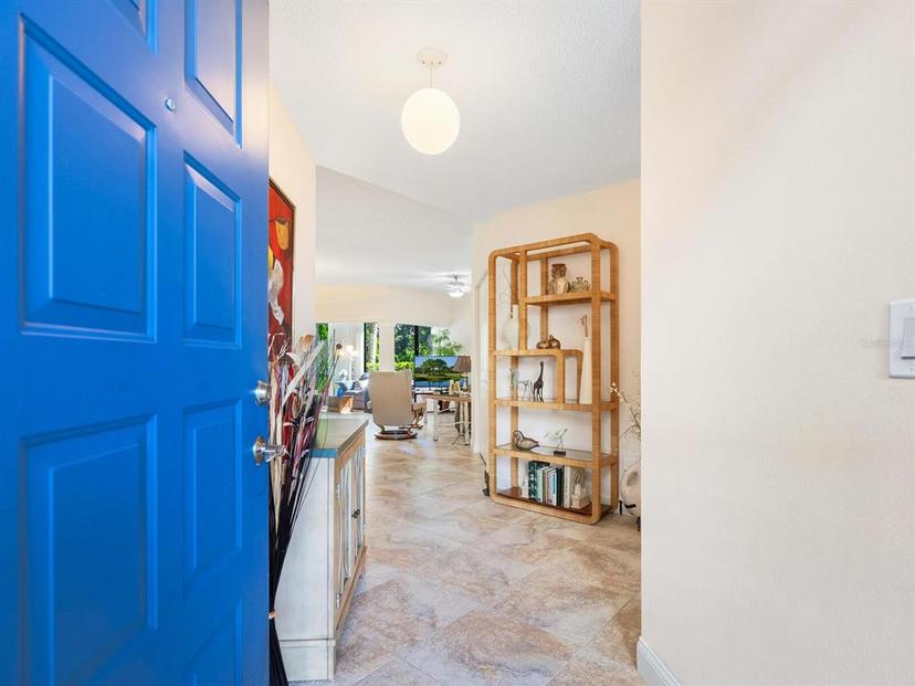 Picture of 1718 Starling Drive Unit 104, Sarasota FL 34231