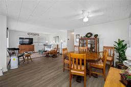 Picture of 18675 Us Highway 19 N Unit 319, Clearwater, FL 33764
