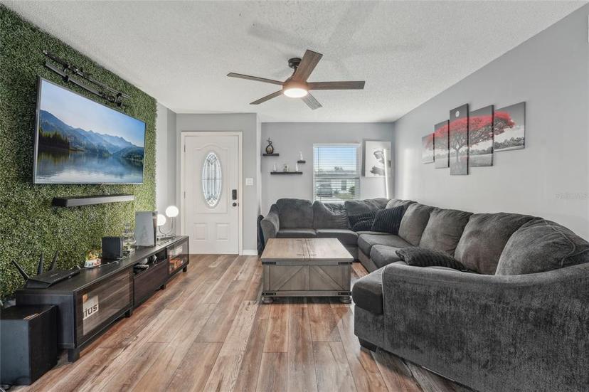 Picture of 7402 Sherren Drive, Tampa FL 33619