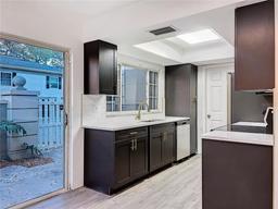 Picture of 6233 Dewdrop Way Unit 6233, Tampa, FL 33617