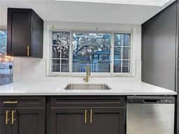 Picture of 6233 Dewdrop Way Unit 6233, Tampa, FL 33617
