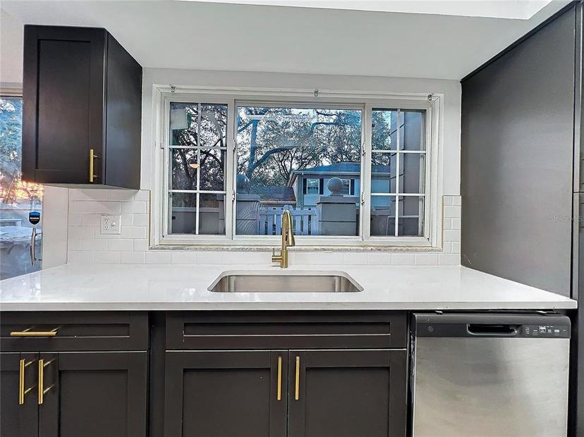 Picture of 6233 Dewdrop Way Unit 6233, Tampa FL 33617