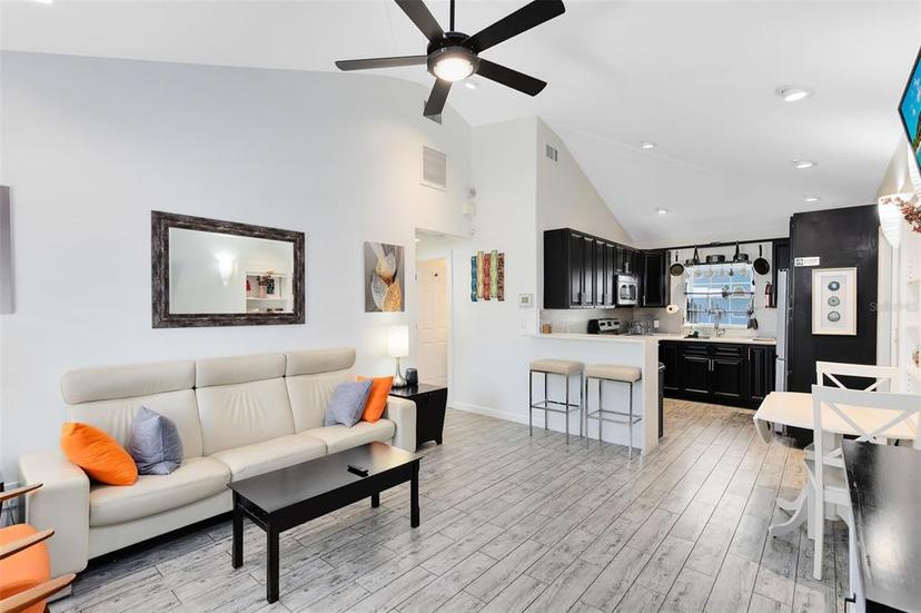 Picture of 720 N Pennsylvania Avenue, Winter Park FL 32789