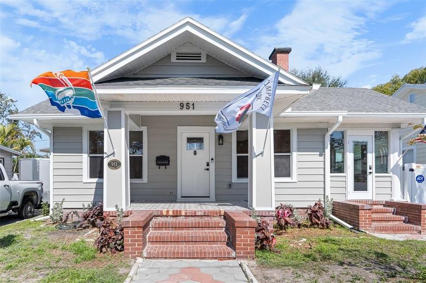 Picture of 951 9Th Avenue S, St Petersburg FL 33705