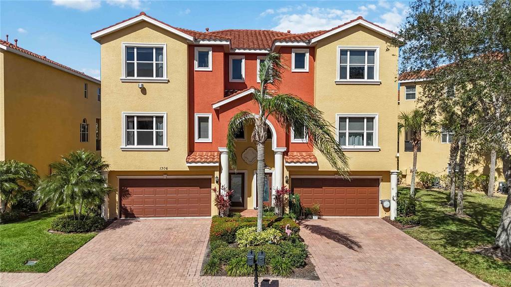 Picture of 1308 3Rd Street Circle E, Palmetto, FL 34221